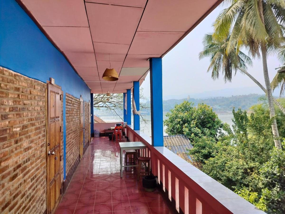Somewhere Over The River Ban Houayxay Exterior photo